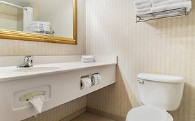 Quality Inn & Suites Manistique